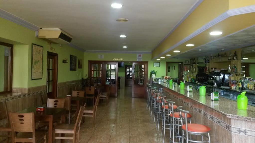 Hostal Restaurante El Paraiso Don Benito Bagian luar foto